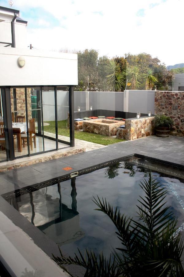 Hotel Elizabeth House à Hermanus Extérieur photo