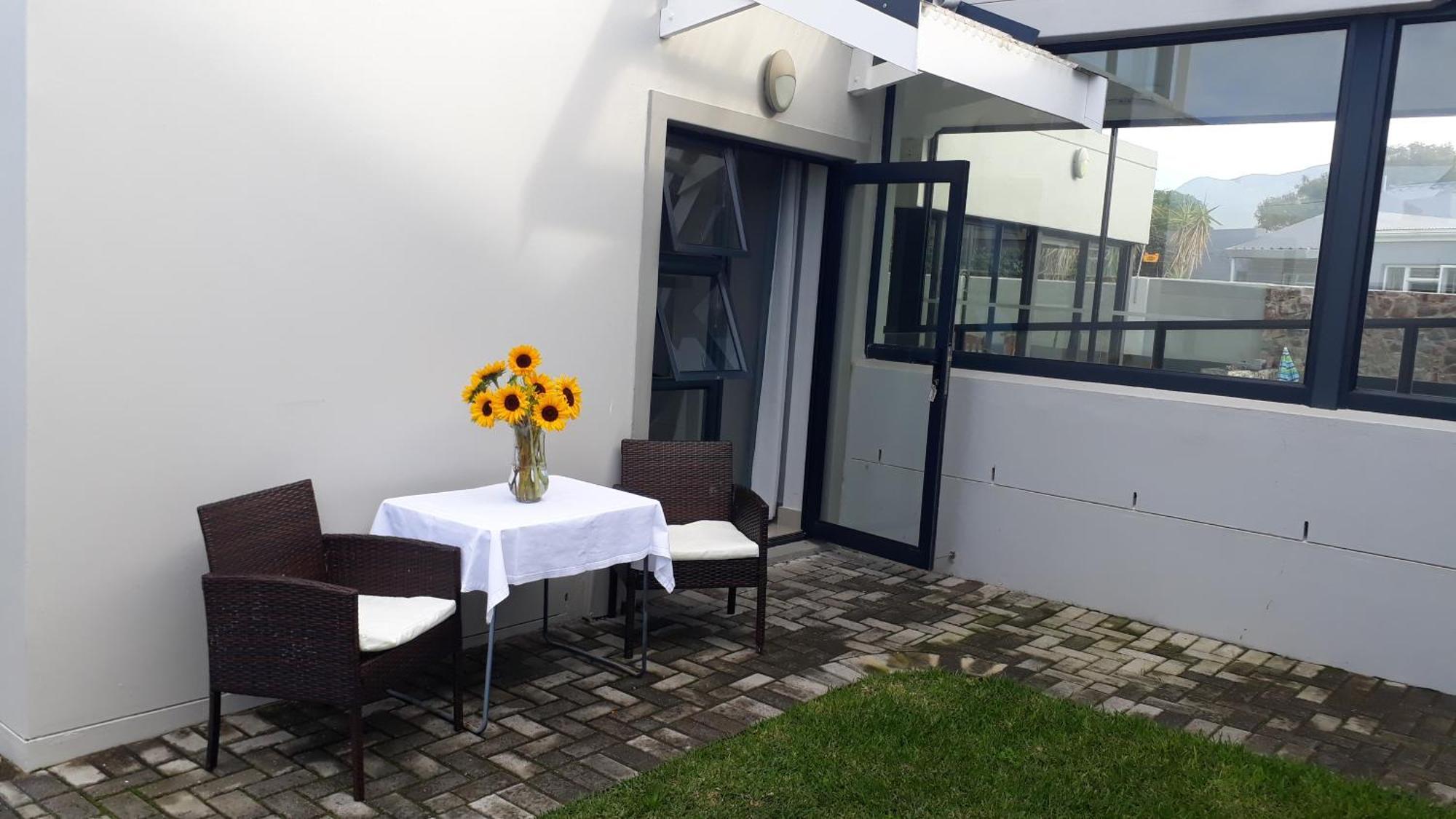 Hotel Elizabeth House à Hermanus Extérieur photo